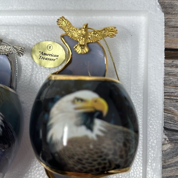 9th Issue in the On Eagles Wings Heirloom Porcelain Bradford Exchange Ornaments‌ - Picture 9 of 9